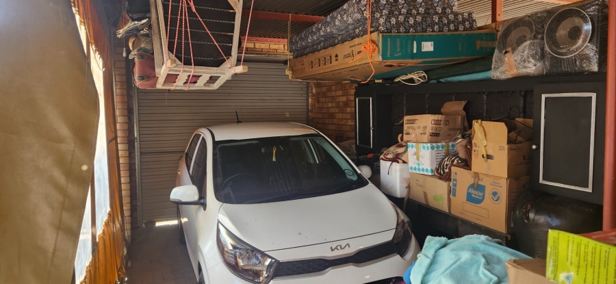 3 Bedroom Property for Sale in Langenhovenpark Free State